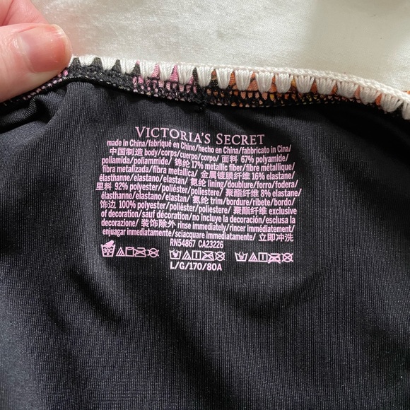 Victoria’s Secret Ruffle Bikini - Picture 3 of 4